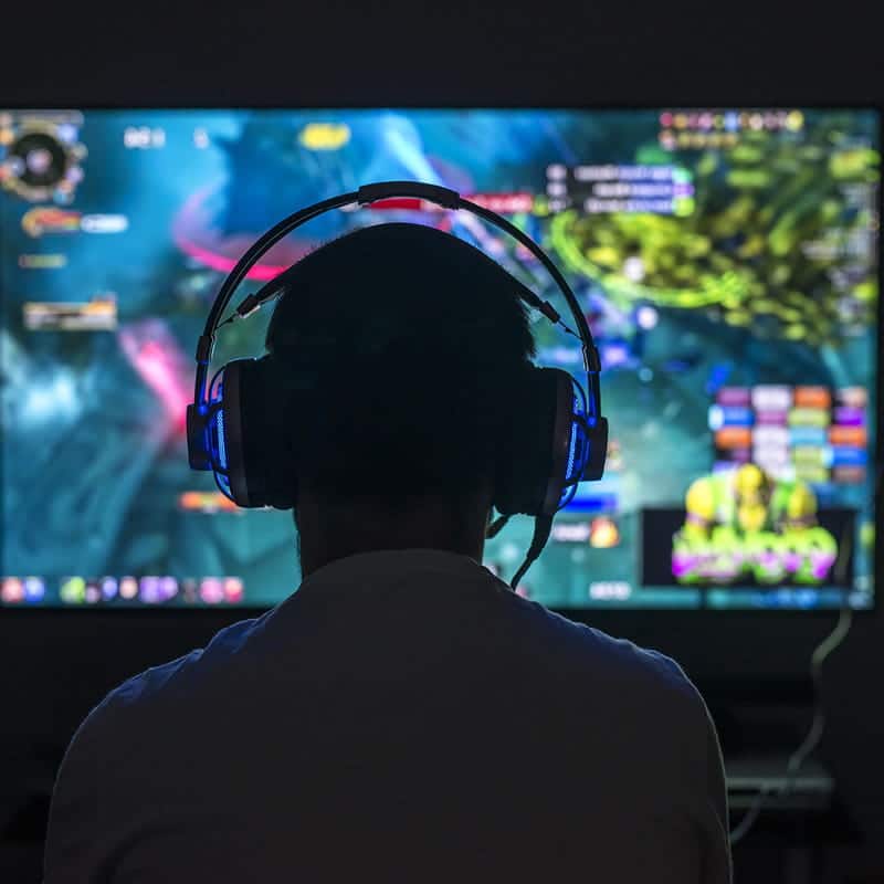 Gamer to illustrate artificial intelligence